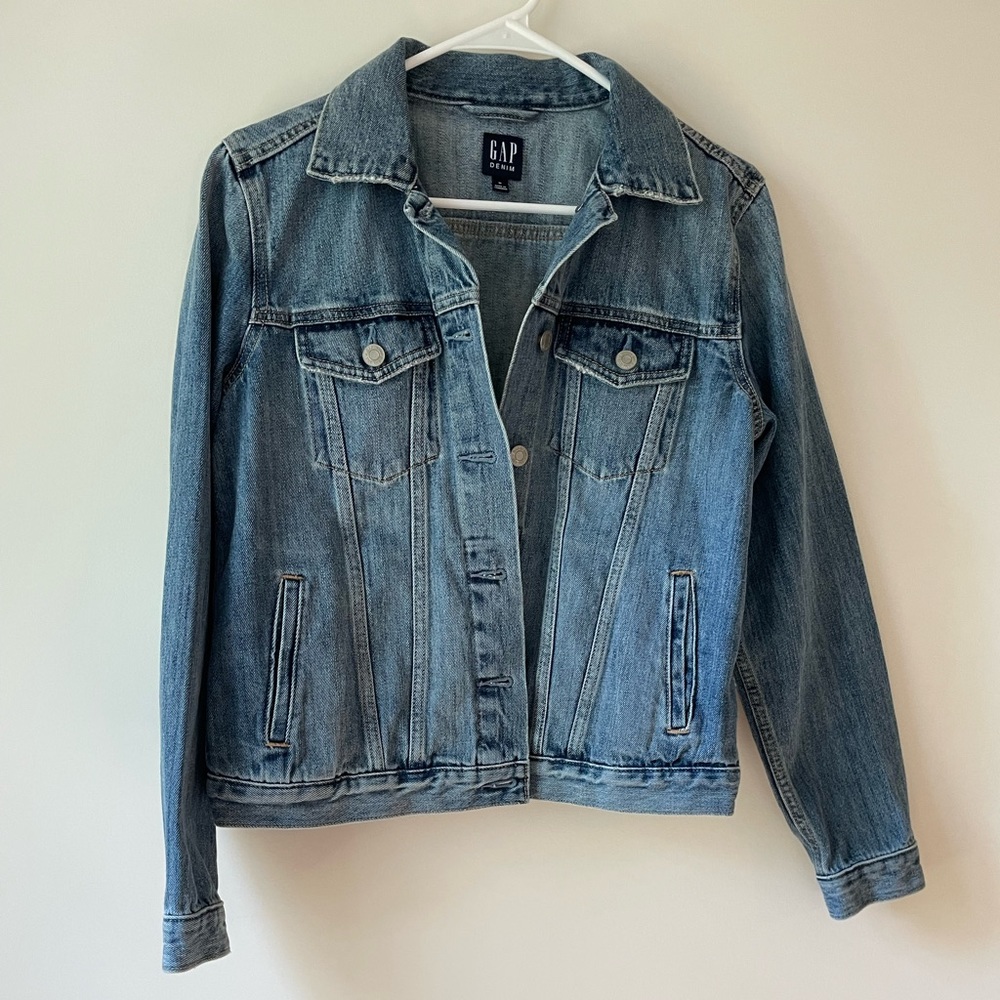 Gap Women’s Denim/Jean Jacket — Size Medium